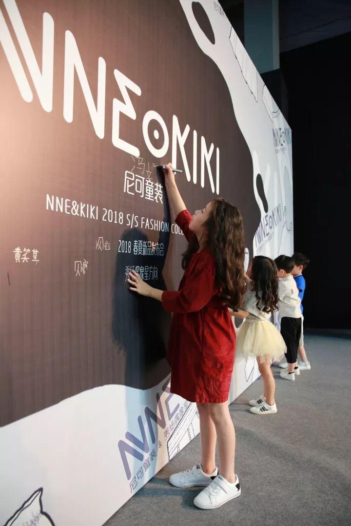 HZFW-Day2倒立的眼睛，眼睛在倒立，可能吗？