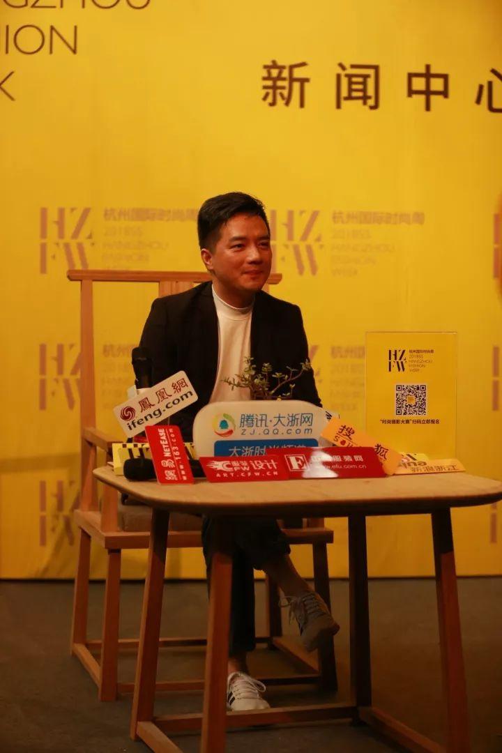 HZFW-Day2倒立的眼睛，眼睛在倒立，可能吗？