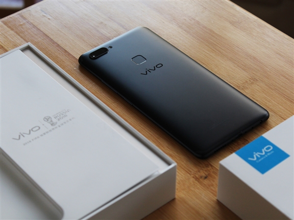 vivo X20 Plus图赏:6.4英寸全面屏颜值赞