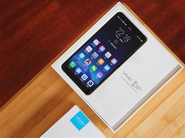 vivo X20 Plus图赏:6.4英寸全面屏颜值赞