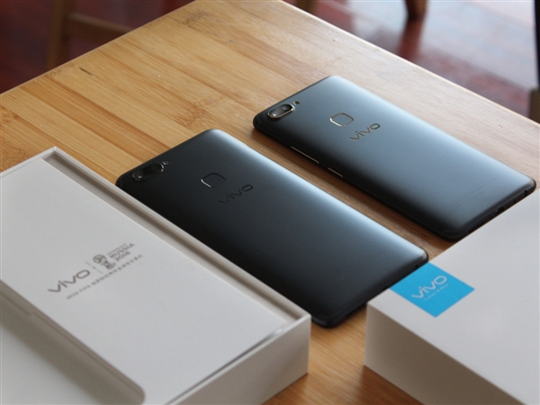 vivo X20 Plus图赏:6.4英寸全面屏颜值赞