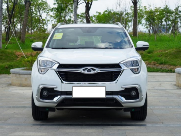 原创瑞虎5X评测 外观拉风配置高空间是硬伤