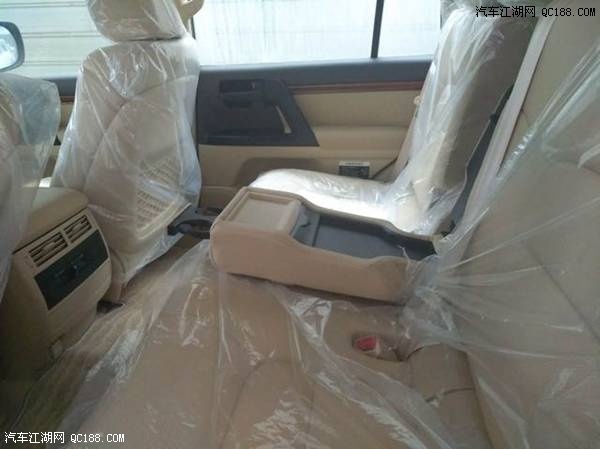 2017款丰田酷路泽4600中东版性能实测