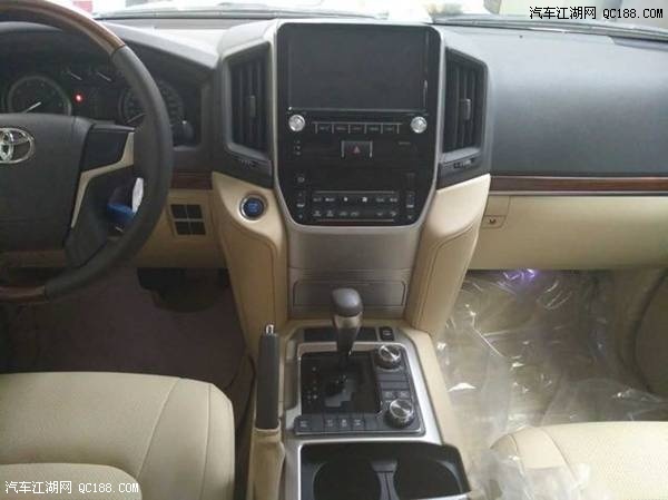 2017款丰田酷路泽4600中东版性能实测