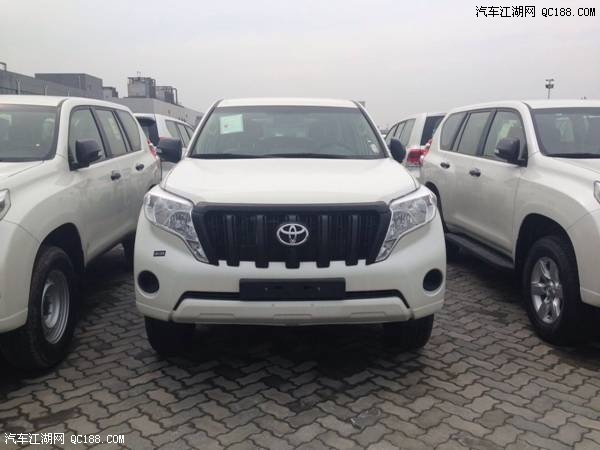 17款丰田普拉多2700中东阿曼版实车实拍