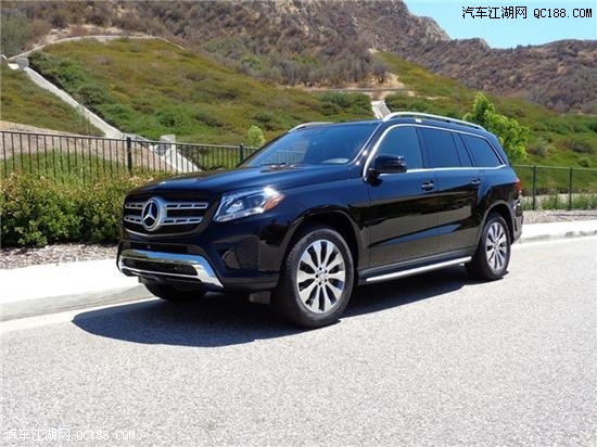 17款奔驰GLS450六缸3.0T双涡轮增压试驾