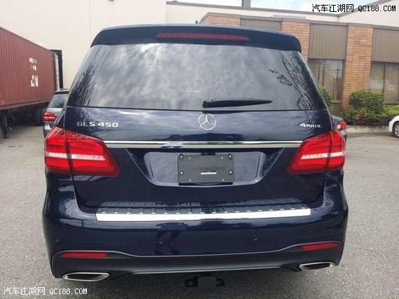 17款奔驰GLS450六缸3.0T双涡轮增压试驾