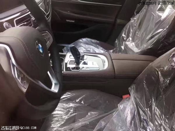 17款中东BMW宝马730Li电动全景天窗体验