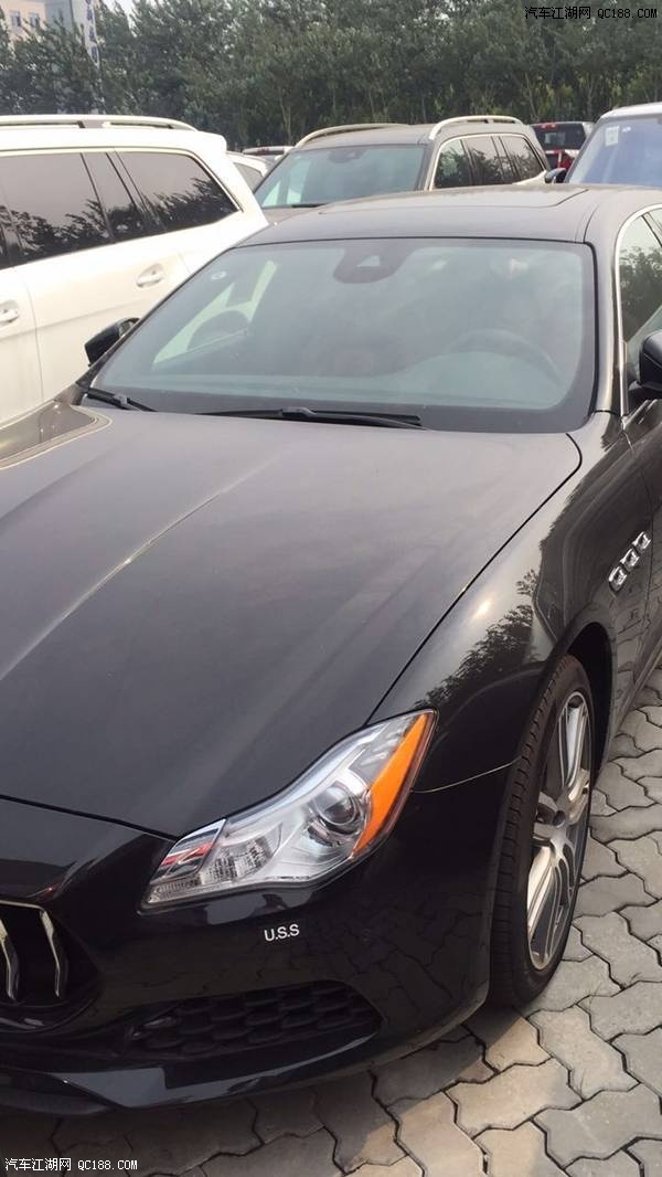 17款玛莎拉蒂总裁电动天窗一键启动实拍