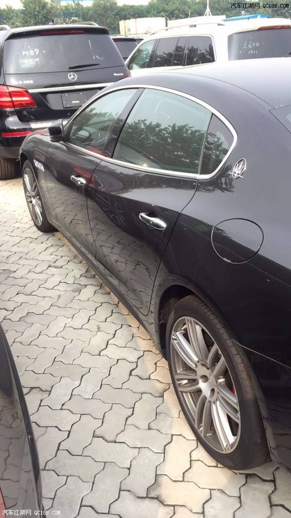 17款玛莎拉蒂总裁电动天窗一键启动实拍