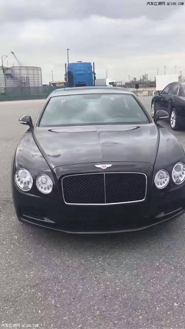 17款4.0宾利飞驰507马力V8前置四驱解读