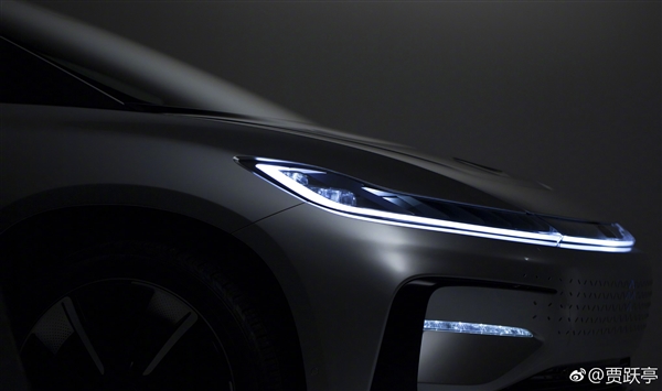 贾跃亭美国街头晒FF91：网友集体力顶