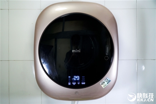 韩国大宇mini3壁挂式洗衣机图赏：一眼还以为艺术品
