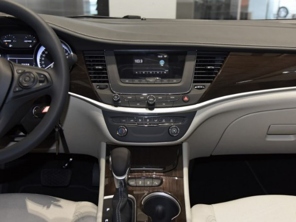 原创2018款别克威朗静态评测 配置全新升级