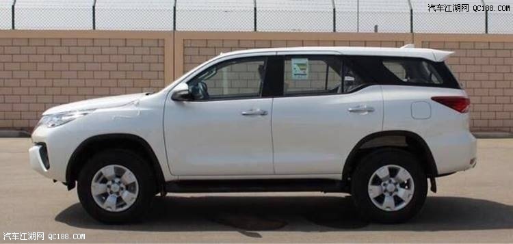 平行进口2017新款丰田穿越者2700实拍