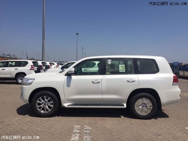 2017款丰田兰德酷路泽4600中东版V8解析