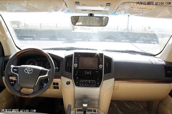 2017款丰田兰德酷路泽4600中东版V8解析