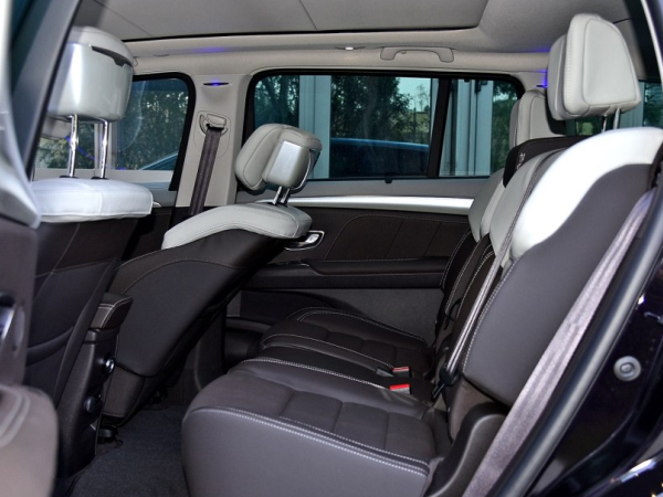 原创新雷诺Espace体验 注重5座乘坐个性MPV