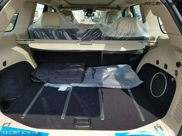 平行进口17款Jeep大切诺基专业级SUV报价