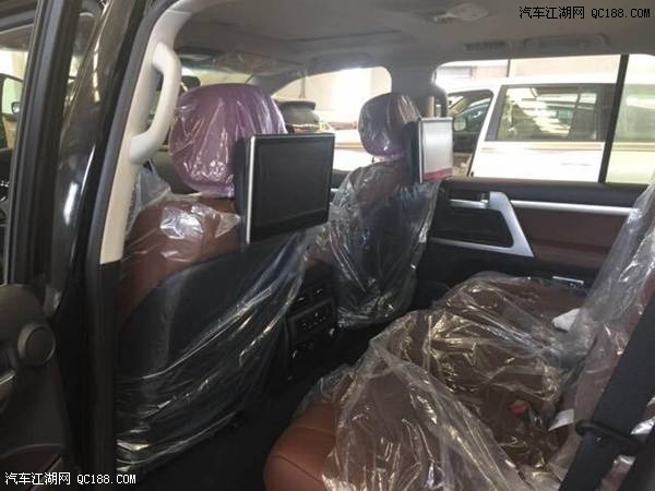 17款丰田中东版酷路泽5700现车报价解析