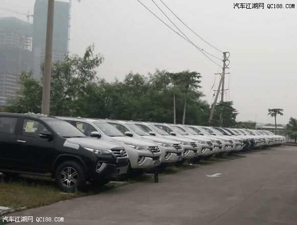 17款丰田穿越者2700中东版7座suv报价