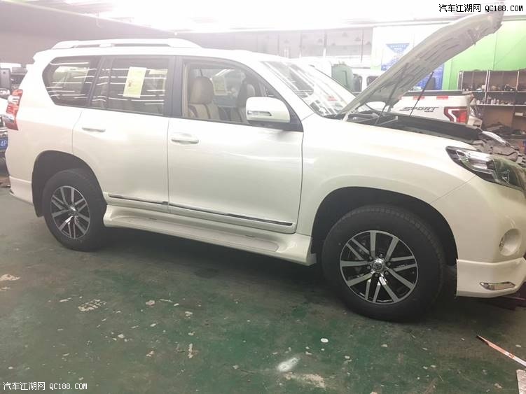 天津港2017款丰田普拉多2700中东版评测