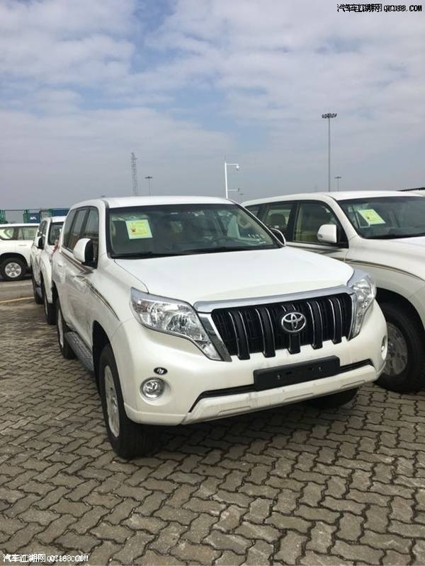 17款丰田霸道2700 现车到港配置报价解析