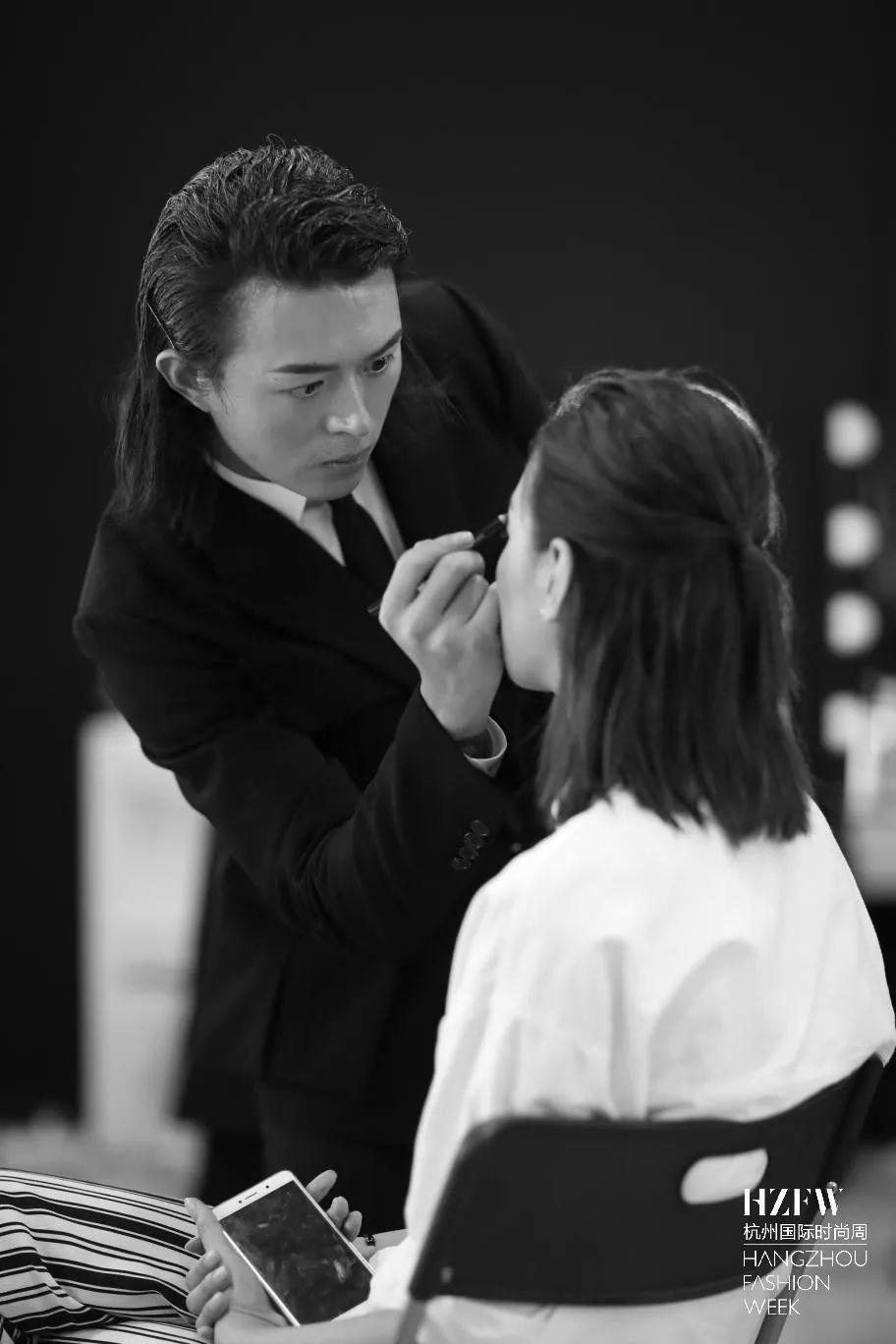 HZFW-Day5—TONI&GUY X LOCAT 看完这场秀你要脱粉算我输