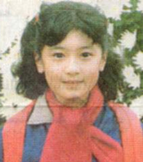 大S晒昔日与金城武合影长腿吸睛