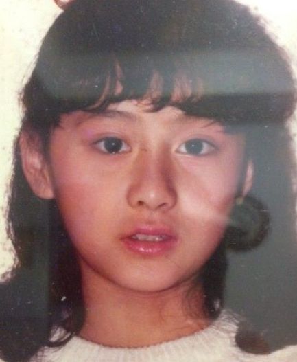 大S晒昔日与金城武合影长腿吸睛