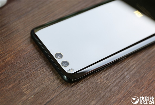 为何理发越来越贵 手机却越来越便宜？