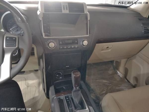 17款丰田霸道2700普拉多中东版四驱实拍