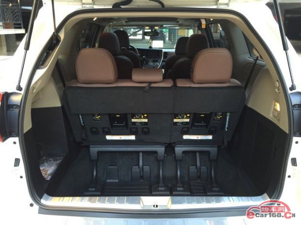2017款丰田塞纳3.5L四驱大空间舒适商务新行情配置车型 详解
