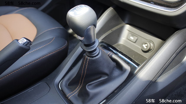 五菱宏光S3静态体验 内饰让人惊喜实拍