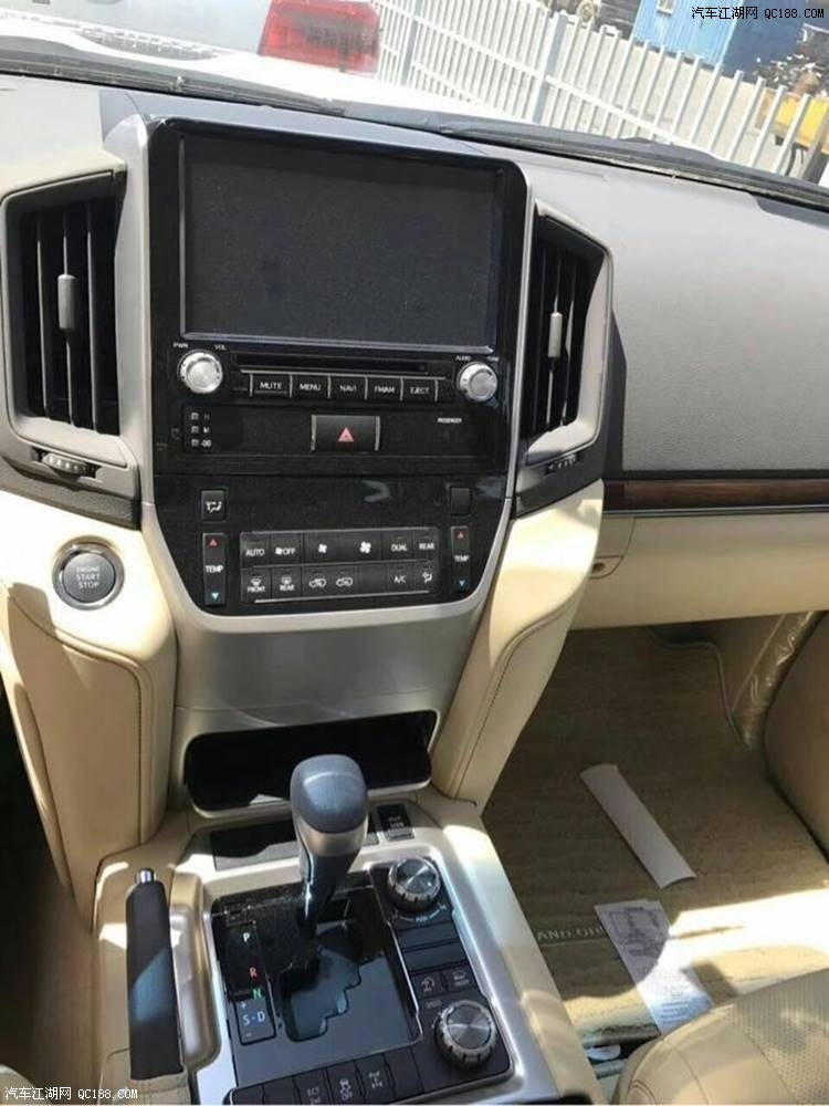 平行进口丰田陆地巡洋舰中东版车身报价