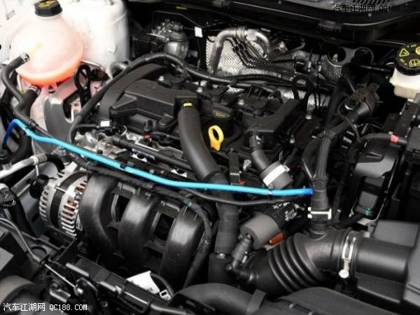 原创长安福特翼博评测 SUV中的性能小钢炮