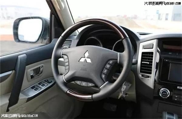 17款三菱帕杰罗3.8L V6 GLS中东版价格
