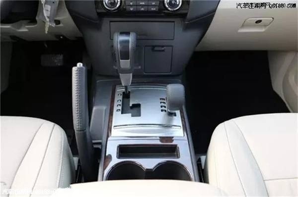 17款三菱帕杰罗3.8L V6 GLS中东版价格