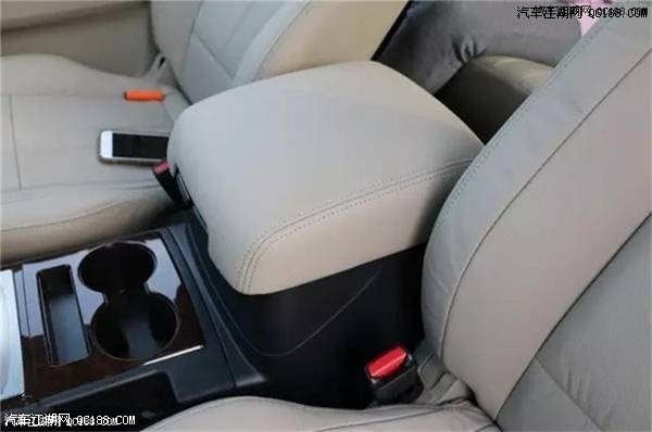 17款三菱帕杰罗3.8L V6 GLS中东版价格