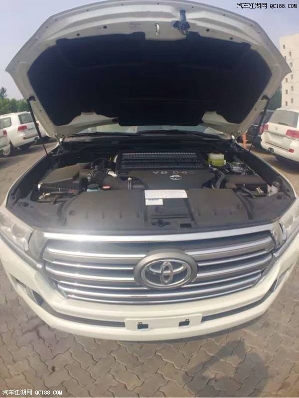 16款丰田酷路泽4500 GXR柴油中东版报价