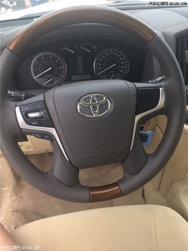 2017款酷路泽4000中东版城市越野车价格