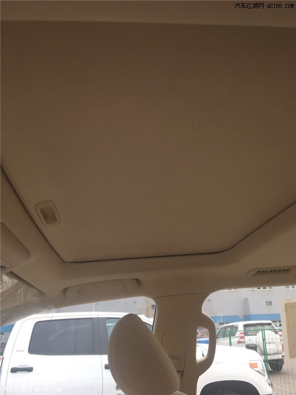 2017款酷路泽4000中东版城市越野车价格