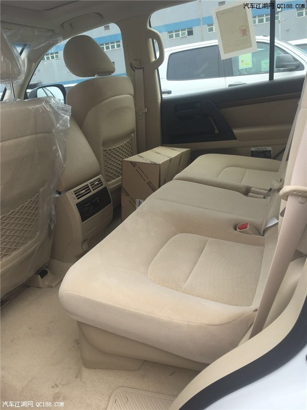 2017款酷路泽4000中东版城市越野车价格