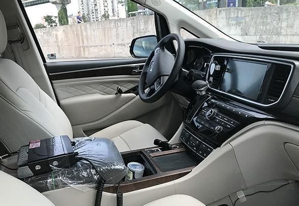 定位商用MPV 传祺GM8或售16万起11月16日预售 什么时候上市？
