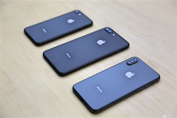 iPhone X国行海量图赏:大刘海真没法忍