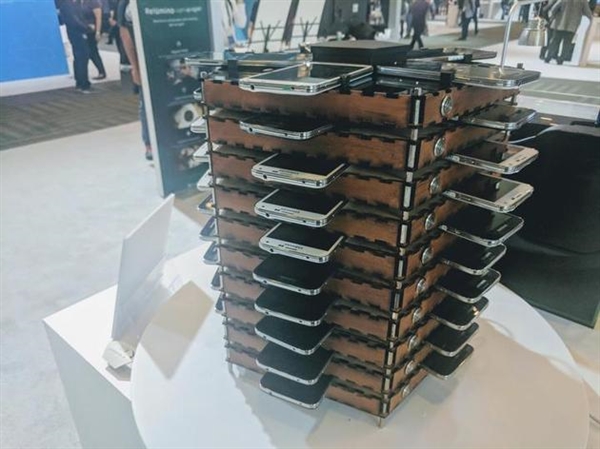 脑洞大开！三星用40部旧GS5手机造挖矿神器