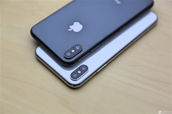 iPhone X国行海量图赏:大刘海真没法忍