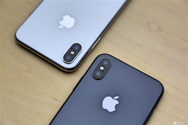 iPhone X国行海量图赏:大刘海真没法忍