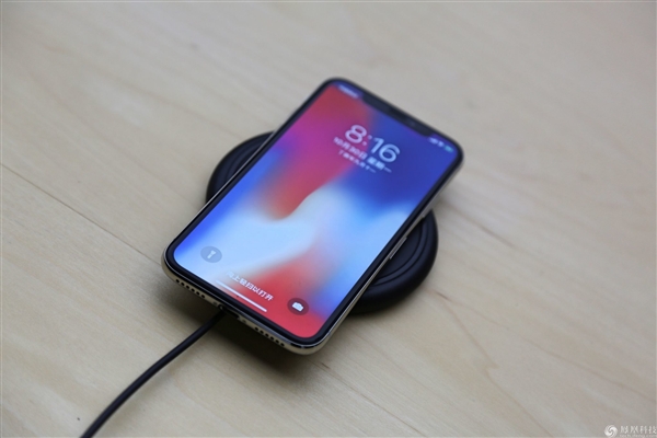 iPhone X国行海量图赏:大刘海真没法忍
