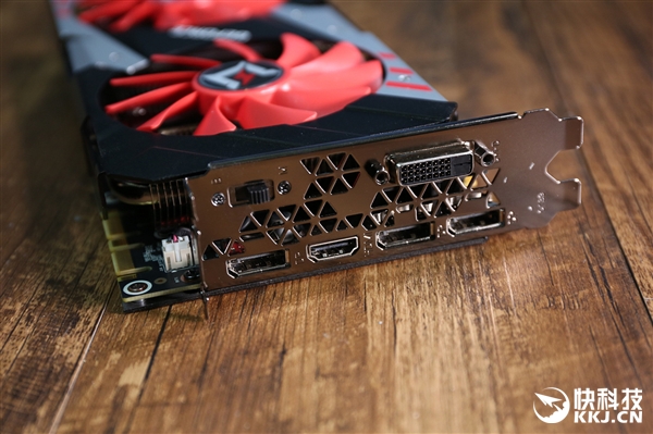 耕升GTX 1070Ti追风开箱图赏：猩红散热器吸睛